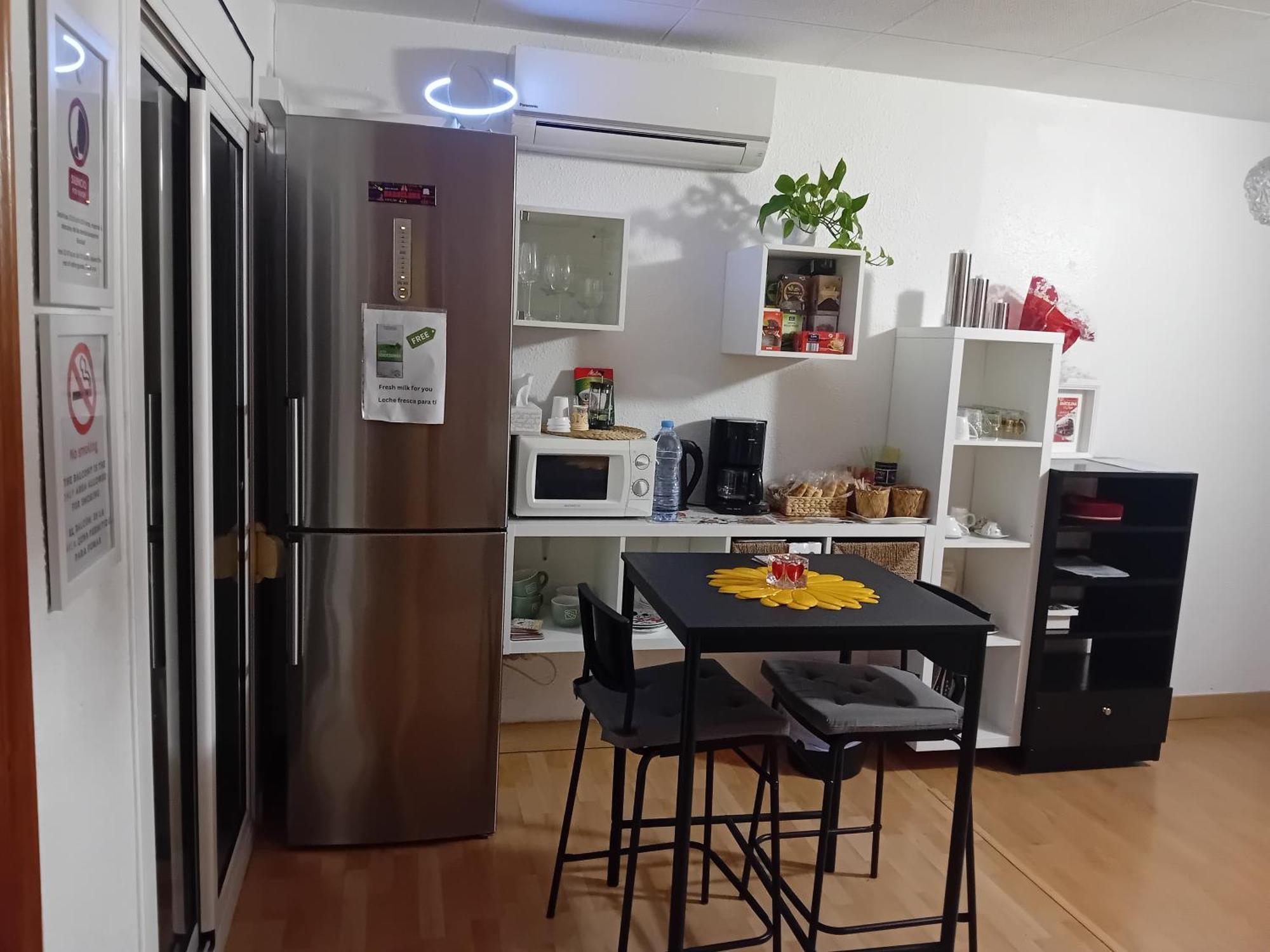 Apartamento Compartido Excelente Ubicacion El Prat de Llobregat Buitenkant foto