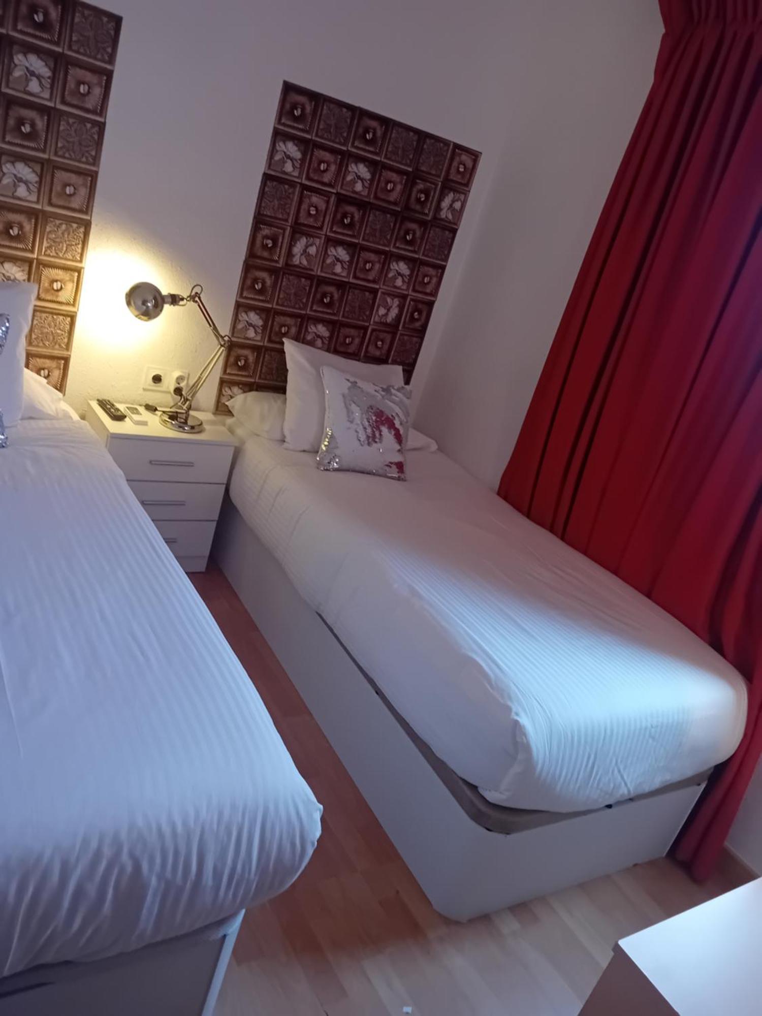 Apartamento Compartido Excelente Ubicacion El Prat de Llobregat Buitenkant foto