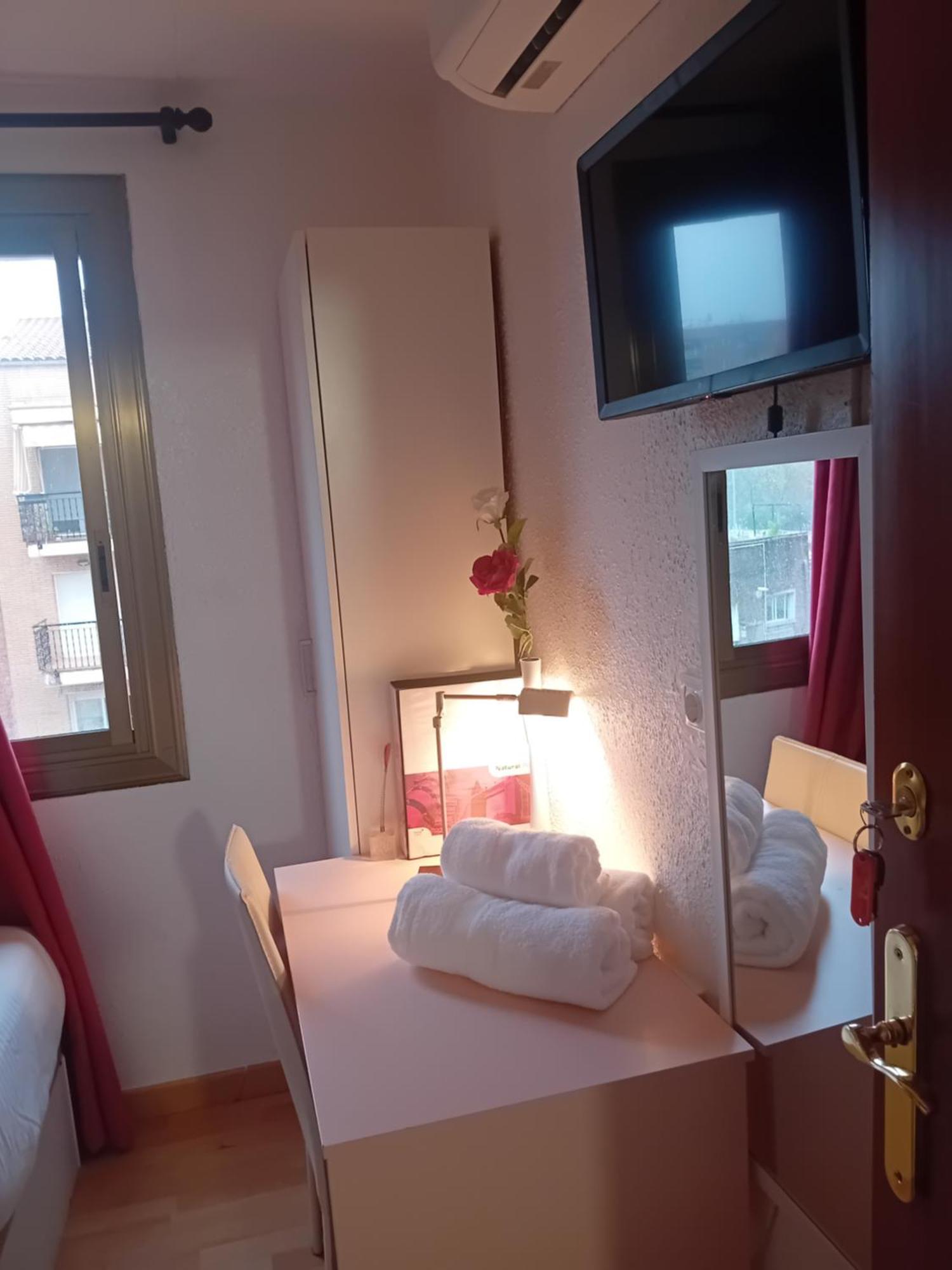 Apartamento Compartido Excelente Ubicacion El Prat de Llobregat Buitenkant foto